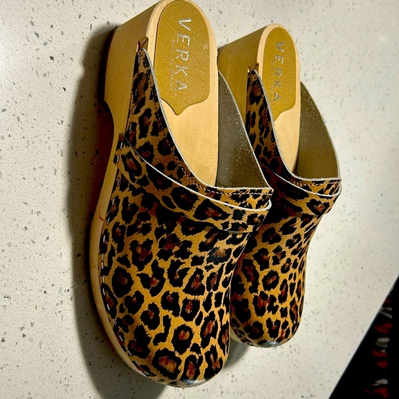 Verka Swedish Wooden Clogs leopard print size 40 u.s size 9.5 - Picture 7 of 8